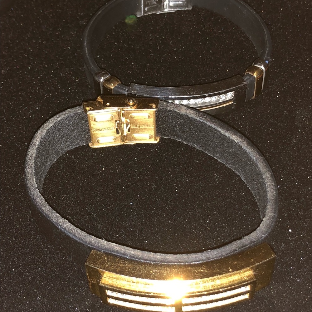 Bracelets - Picture 5 of 5